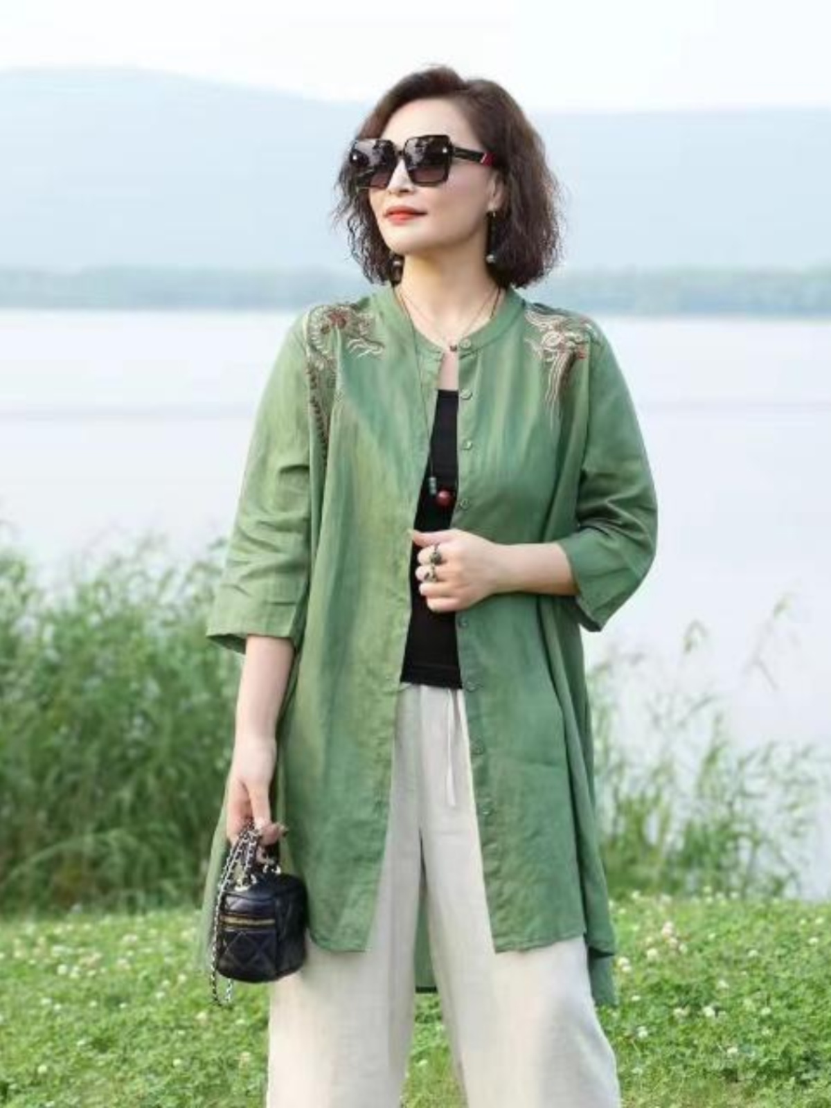 Retro Embroidered Cotton Linen - Embroidery Cardigan 评论和价格