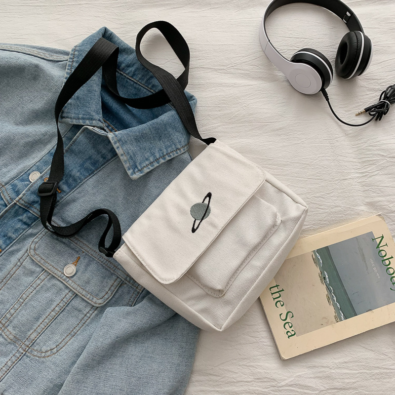 Casual Collage Student Messeng - Embroidery Motif 评论和价格