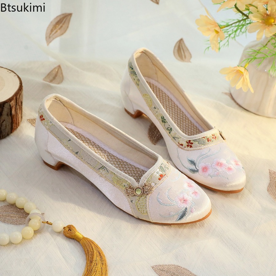 2026 New Women's Shoes Ethnic  - Embroidery Cloth 评论和价格