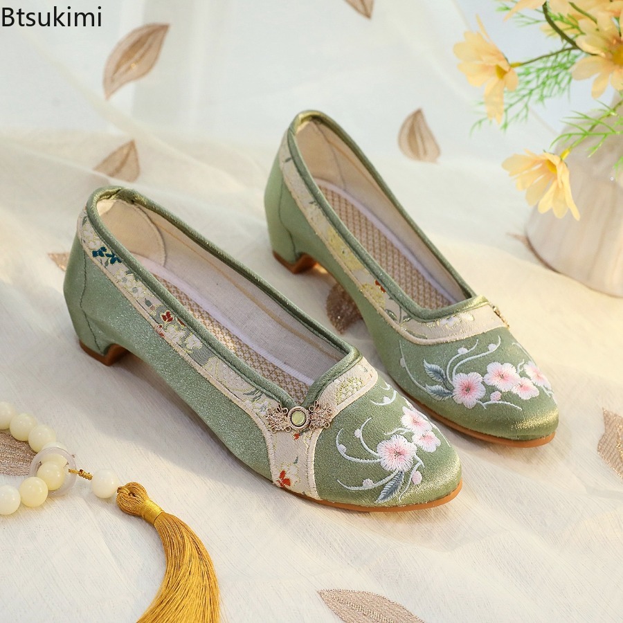 2026 New Women's Shoes Ethnic  - Embroidery Cloth 评论和价格