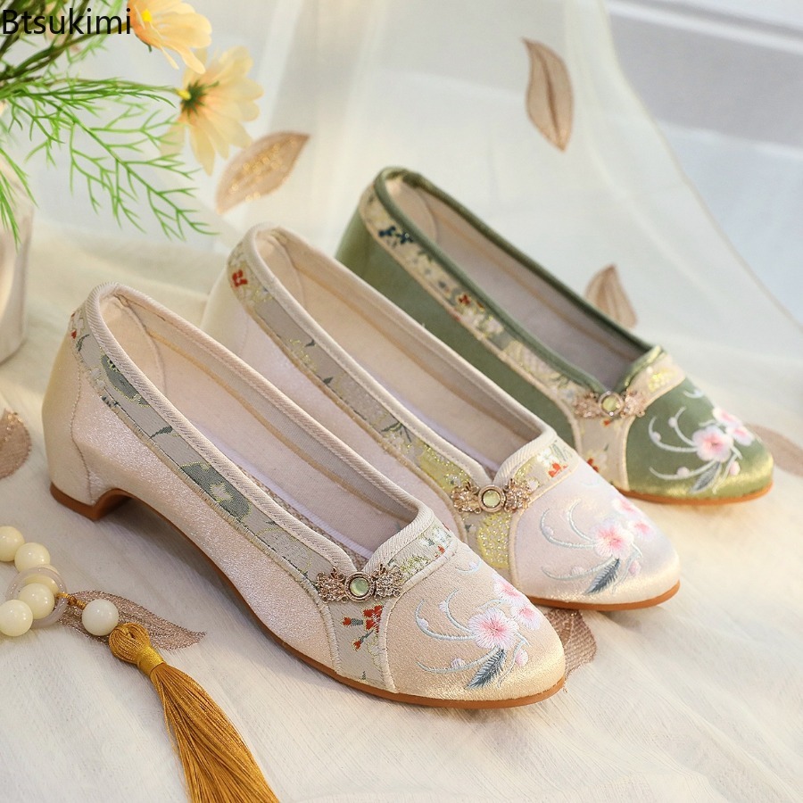 2026 New Women's Shoes Ethnic  - Embroidery Cloth 评论和价格