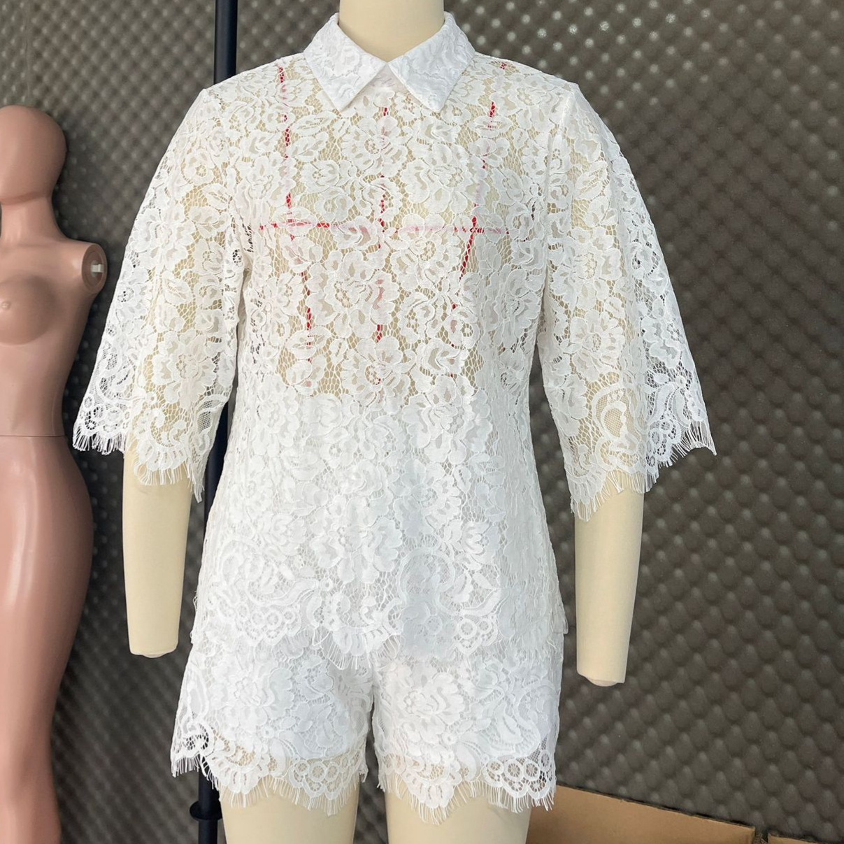 Sexy Lace Embroidery Shorts Su - Embroidery Motif 评论和价格