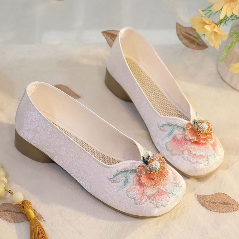 Woman Low Heel Embroidered Clo - Embroidery Cloth 评论和价格